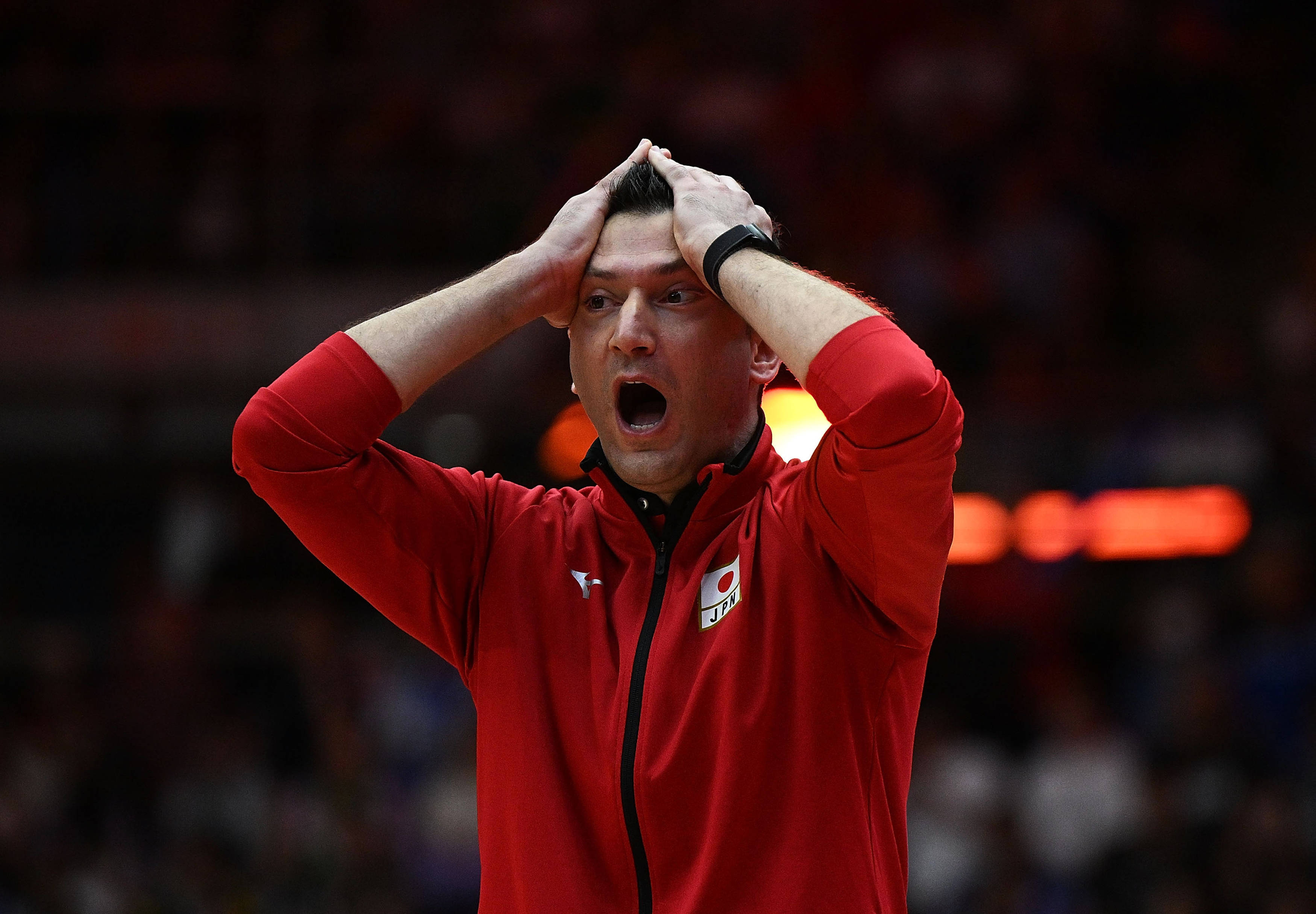 赌博网站-包含巴西队成功晋级，赛事中表现出色引发热议的词条